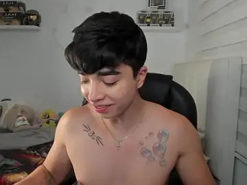 Stripchat Best Webcam of santy7v7