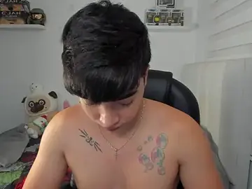 Stripchat Best live sex cam show of santy7v7