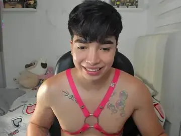 Stripchat Adult Webcam of santy7v7