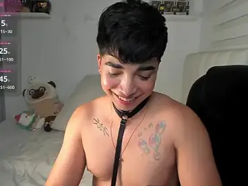 Stripchat Live Sex of santy7v7