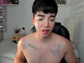 Stripchat Nude Webcam of santy7v7