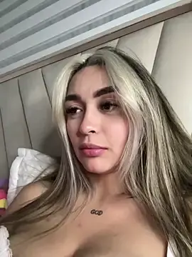 Stripchat Live Sex Cam of Im_emmaoxf