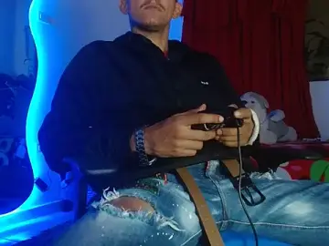Stripchat Live Sex of skinny23cm