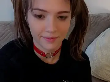 Stripchat Live Sex of DemiDee