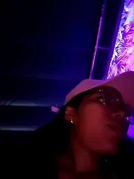 Stripchat Live Sex Cam of SheenaBrooke