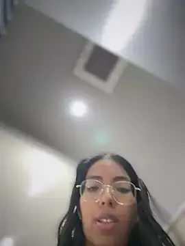 Stripchat Best live sex cam show of SheenaBrooke