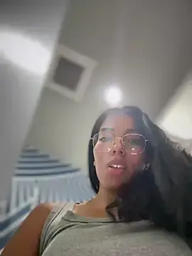 Stripchat Sex Cam of SheenaBrooke