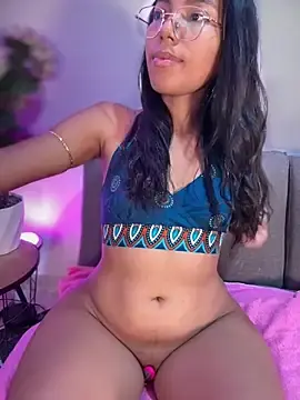 Stripchat Adult Webcam of SheenaBrooke
