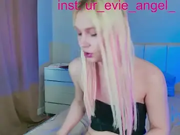 Stripchat Adult Video Chat of Evelyn_rabbit