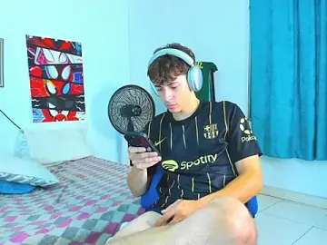 Stripchat Live Sex Cam of AlessandroDybala