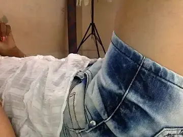 Stripchat Sex Cam of Hot__Shalu
