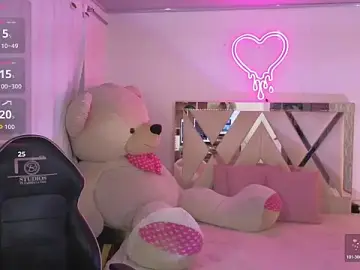 Stripchat Adult Video Chat of saaya_tay