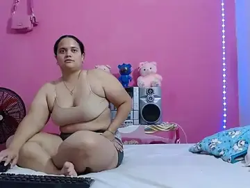Stripchat Sex Cam of brunnette_hot