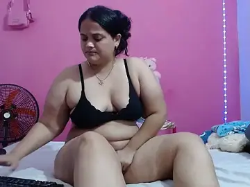 Stripchat Sex Cam of brunnette_hot