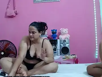 Stripchat Live Sex of brunnette_hot