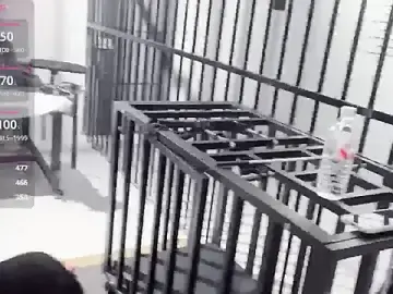 Stripchat Sex Cam of Boling66