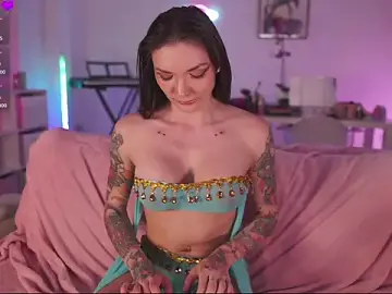 Stripchat Adult Webcam of Lady3Holes