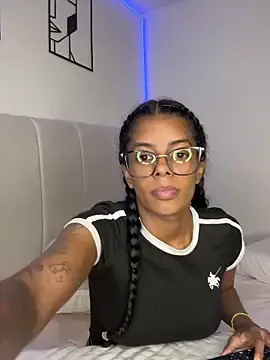 Stripchat Live Sex Cam of SelenaHoott