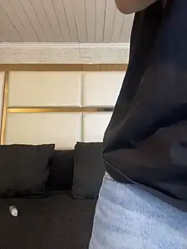 Stripchat Sex Cam of ALAN_SANTHOS