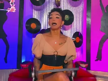 Stripchat Watch Live Sex Cams of nickyminach_