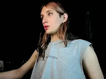 Stripchat Free Porn Cam of Feniix__