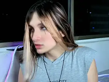 Stripchat Free Live Porn of Feniix__
