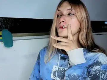 Stripchat Adult Video Chat of Feniix__