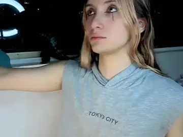 Stripchat Live Porn of Feniix__