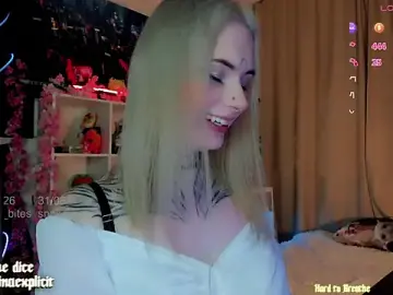 Stripchat Nude Webcam of snake__bites