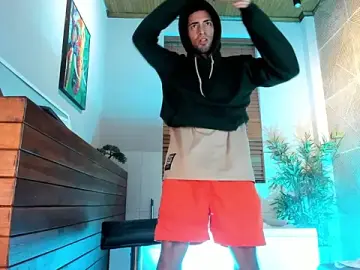 Stripchat Free Live Porn of DrakeNeumann