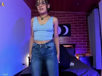 Stripchat Live Sex Cam of Scarlett_Vela13