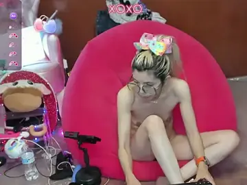 Stripchat Watch Live Sex Cams of Skinygirl