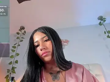 Stripchat Watch Live Sex Cams of Isabella_Flowers