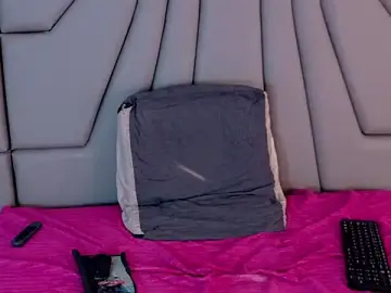 Stripchat Watch Live Sex Cams of ParanoidTemptaion_