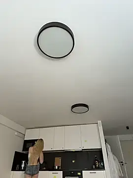 Stripchat Adult Webcam of Vladamais