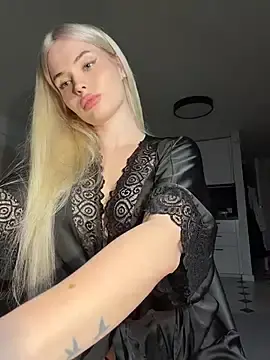 Stripchat Free Porn Cam of Vladamais