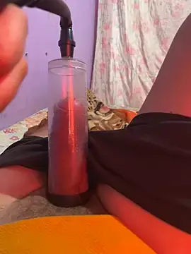 Stripchat Sex Cam of boysquirt