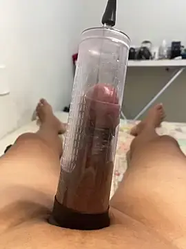 Stripchat Adult Webcam of boysquirt