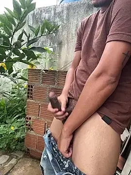 Stripchat Nude Webcam of mydicksquirt