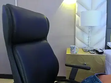 Stripchat Adult Webcam of ChloeHarper_