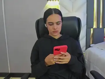 Stripchat Adult Webcam of ChloeHarper_