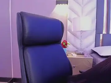 Stripchat Watch Live Sex Cams of ChloeHarper_