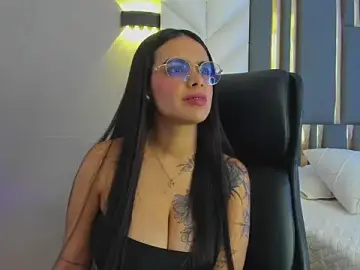 Stripchat Live Sex Cam of ChloeHarper_