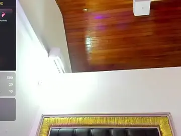 Stripchat Watch Live Sex Cams of Foxy_Assh_