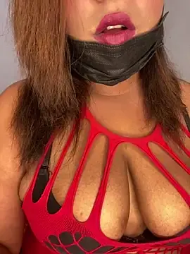 Stripchat Best Webcam of _Cute_ariana_