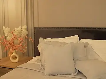 Stripchat Nude Webcam of IrisBaker