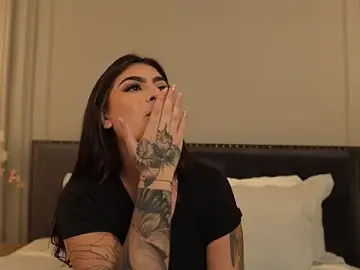 Stripchat Free Porn Cam of IrisBaker