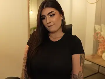 Stripchat Live Sex of IrisBaker