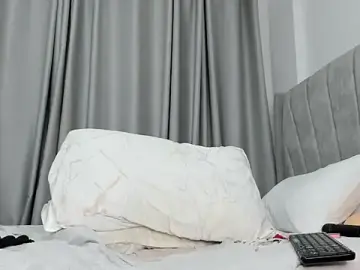Stripchat Live Sex Cam of thee_sexy_goddess