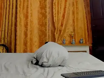 Stripchat Live Sex Cam of ChoreyTaiylor